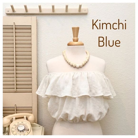 KIMCHI BLUE Cream Crêpe Off the Shoulder Boho Peasant Top XS - Picture 2 of 8